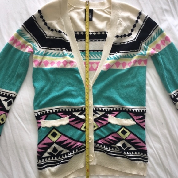 Nollie Geometric Aztec Print Teal Cardigan Juniors Size Small - Picture 8 of 8